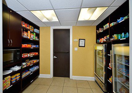 Quality & St Charles -west Chicago 2* Saint Charles