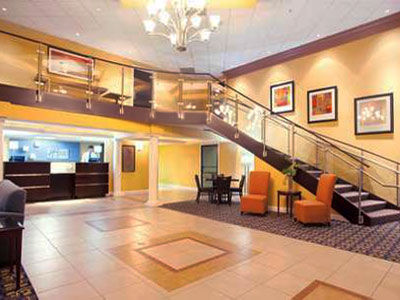 Quality & St Charles -west Chicago 2* Saint Charles