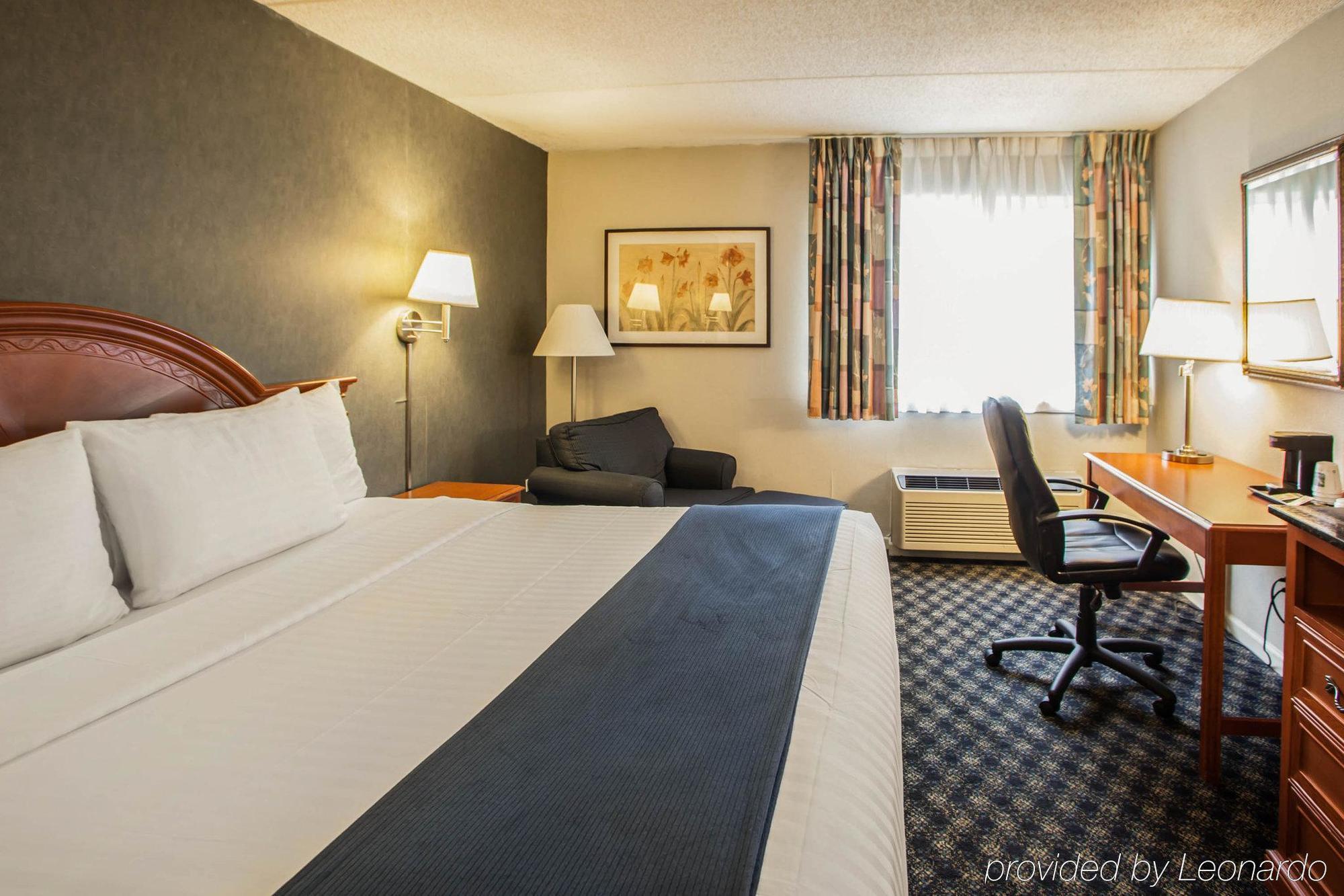 Quality & St Charles -west Chicago 2*